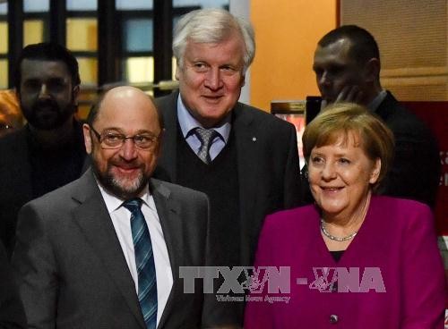 Канцлер Германии отстаивает сохранения соглашения о коалиции