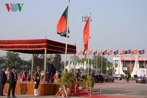 Президент Вьетнама Чан Дай Куанг с супругой начал визит в Бангладеш 