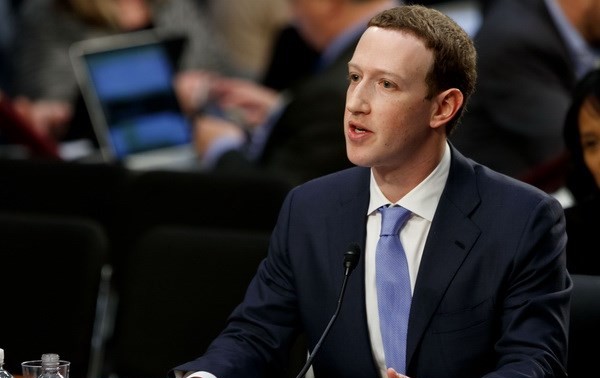 ЕС призывает Facebook к всестороннему сотрудничеству