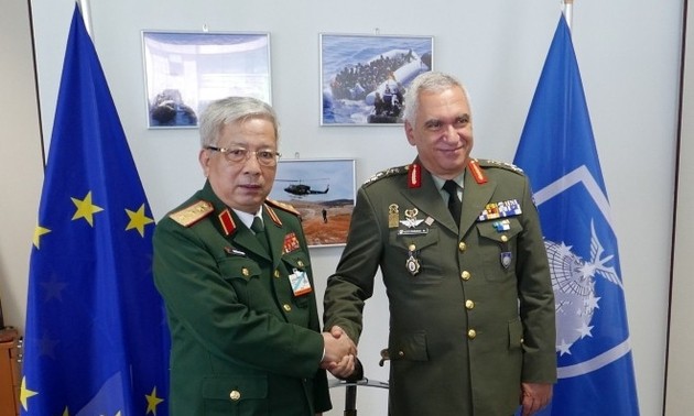 Вьетнам принял участие в конференции командующих вооруженными силами стран ЕС 