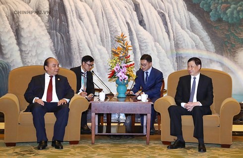 Премьер-министр Вьетнама Нгуен Суан Фук принял мэра города Шанхая