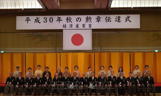Председатель Общества вьетнамцев в Японии получил орден Восходящего солнца с серебряными лучами