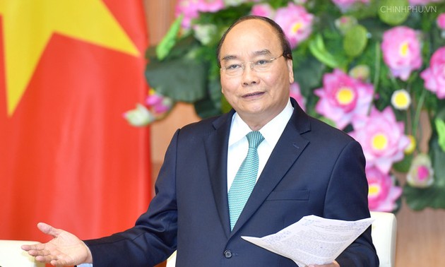 Премьер-министр Вьетнама встретился с лучшими педагогами и представителями отрасли образования