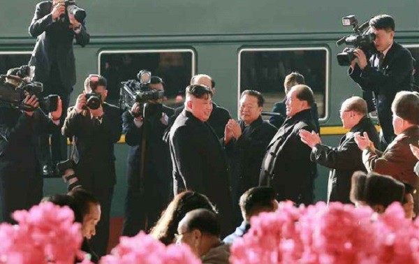 Cеверокорейские СМИ освещают визит лидера КНДР во Вьетнам