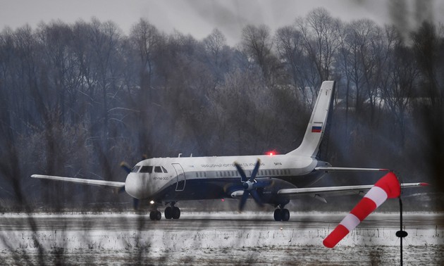 Новый российский пассажирский самолет Ил-114-300  впервые поднялся в воздух