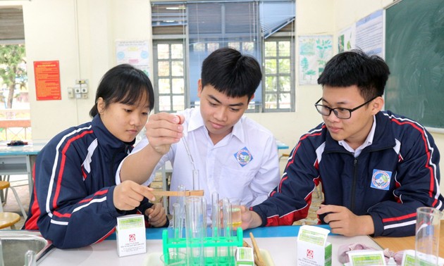Молодежь провинции Куангнинь идет в авангарде развития науки и технологий