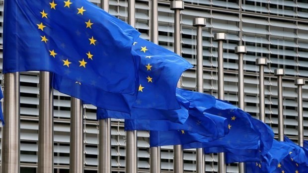 ЕС одобрил инвестиционный проект 12 стран-участниц 