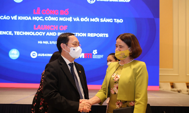 Австралия помогает Вьетнаму оценить влияние технологий на экономический рост