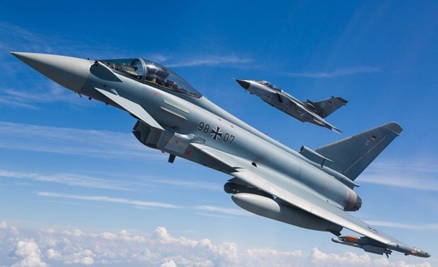 Испания и Нидерланды направят войска для патрулирования воздушного пространства стран НАТО