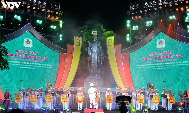 Музыкальный фестиваль полиции стран АСЕАН+ произвел глубокое впечатление на зрителей