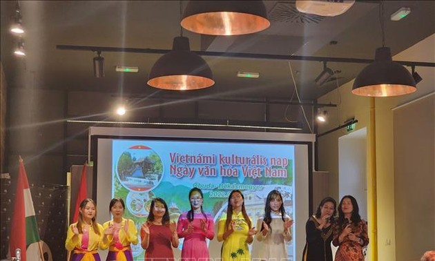 В Венгрии открылась Неделя вьетнамской культуры 