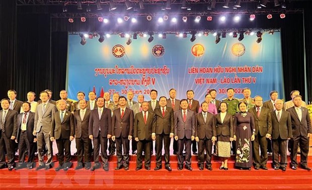 Открылся 5-й фестиваль дружбы народов Вьетнама и Лаоса