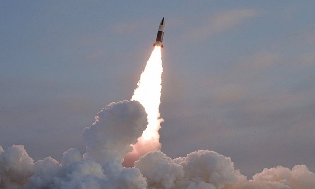 КНДР запустила три баллистические ракеты малой дальности 