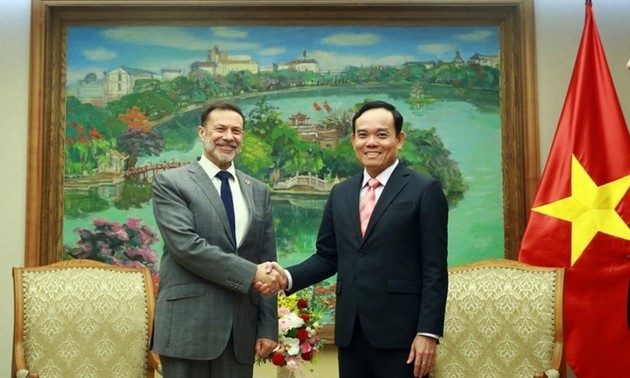 Австралия  увеличит объем официальной помощи Вьетнаму на 18% в 2022-2023 финансовом году
