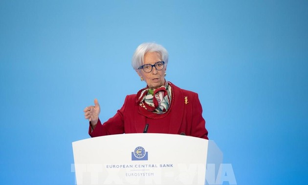 Председатель ЕЦБ предупредила о серьезных трудностях, связанных с финансовым стрессом, для экономики еврозоны