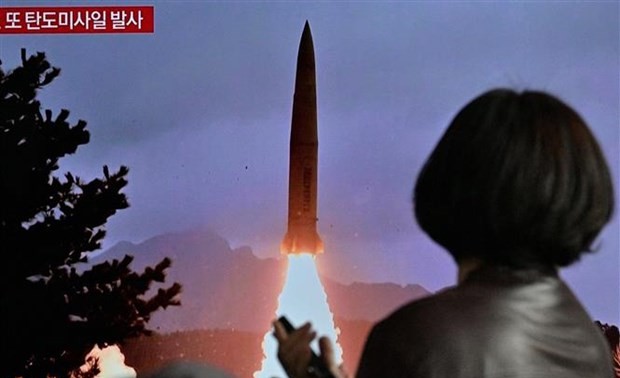 КНДР вновь запустила баллистическую ракету