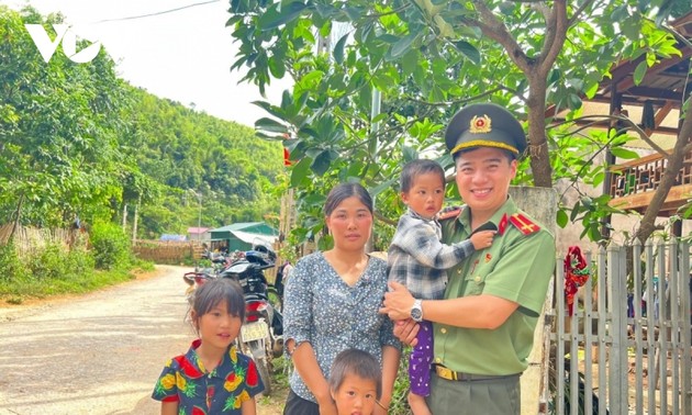 Лейтенант полиции Зыонг Хай Ань и желание дарить счастье детям в приграничных районах