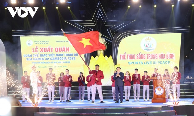 Церемония проводов вьетнамской спортивной делегации на 32-ые Игры Юго-восточной Азии