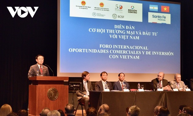 Председатель НС СРВ принял участие во вьетнамо-аргентинской деловой конференции в провинции Санта-Фе 
