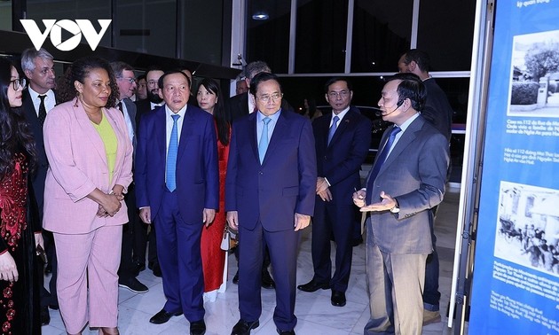 Премьер-министр Фам Минь Тинь принял участие в церемонии открытия в Бразилии фотовыставки, посвященной президенту Хо Ши Мину, стране и народу Вьетнама