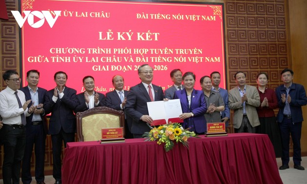 Радио «Голос Вьетнама» подписало программу координации работ в области пропаганды с партийным комитетом провинции Лайчау
