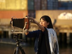 Vietnam-born photographer honored as US ‘genius’ 