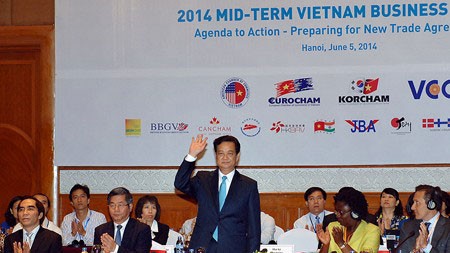 PM: Vietnam creates favorable conditions and guarantees safety of foreign enterprises