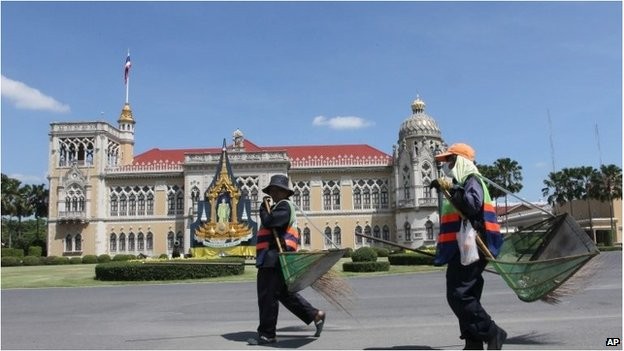 Thai junta lifts nationwide curfew 