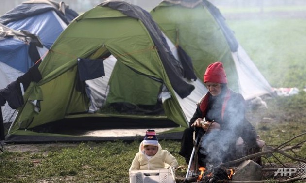 Greece calls for EU emergency fund for refugees