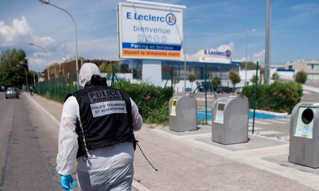 France arrests 10 radical suspects planning anti-Muslim attacks