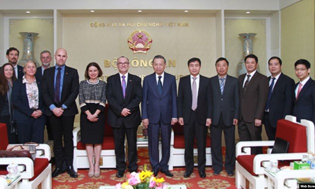 Vietnam, Australia boost bilateral cooperation in security