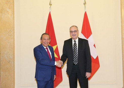 Vietnam, Switzerland strengthen bilateral relations