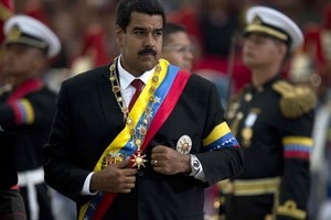 Venezuela criticizes extreme right-wing groups for causing disorder