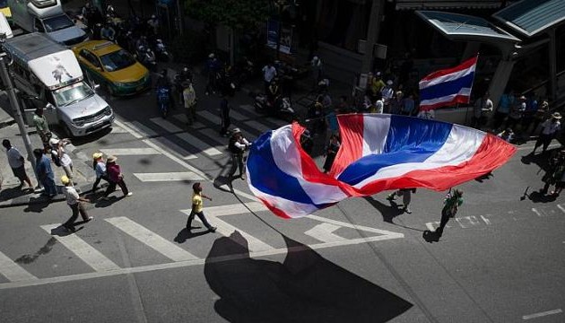 Thai protesters launch "final fight" against the government 