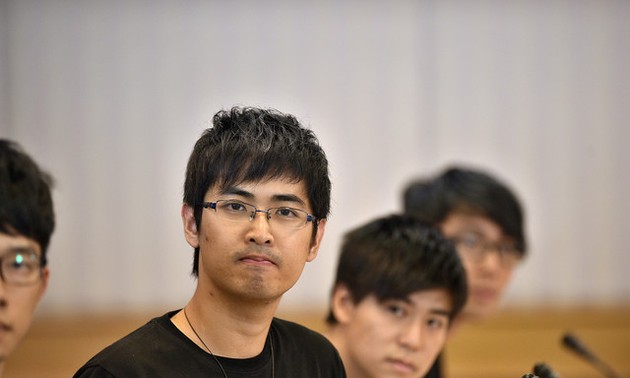 Hong Kong students leader reaffirms conditions for government talks