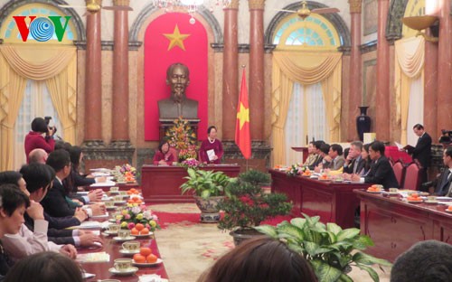 Vice President Nguyen Thi Doan receives benefactors for the Vietnam Children’s Fund