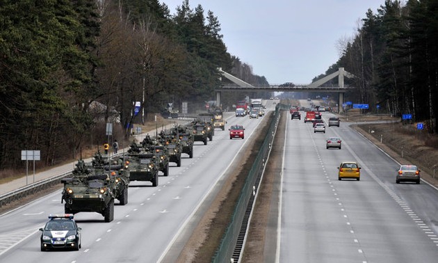 Washington plans to store heavy weapons in Baltics and Eastern Europe 