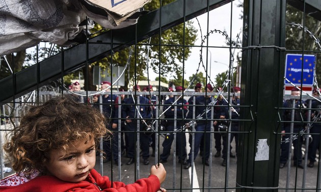 Hungary takes tough measures at border with Serbia