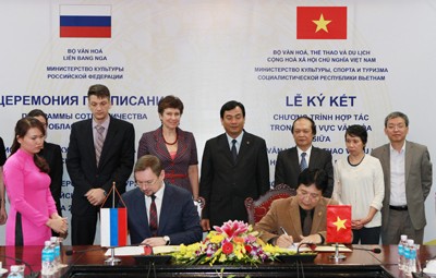 Russia, Vietnam step up cultural cooperation