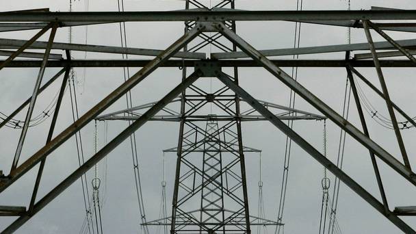 Ukraine resumes electricity to Crimea