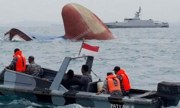Indonesia: Four passengers from ferry accident found alive
