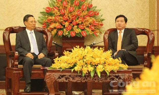 Ho Chi Minh city wishes to be a major investor in Laos