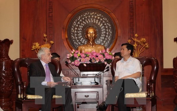 Ho Chi Minh City pledges continual support for investors
