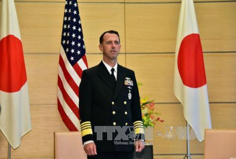 US Navy chief seeks partners in ensuring freedom of navigation in East Sea