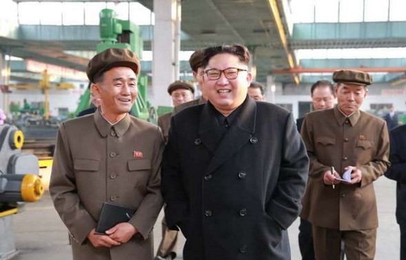 North Korean leader inspects island areas near China