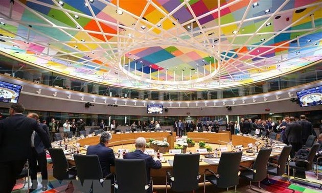 EU passes budget plan in case Brexit deal fails