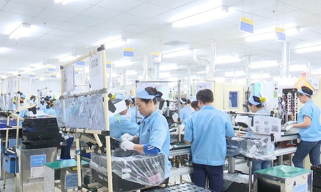 Vietnam ranks high on economic performance in region