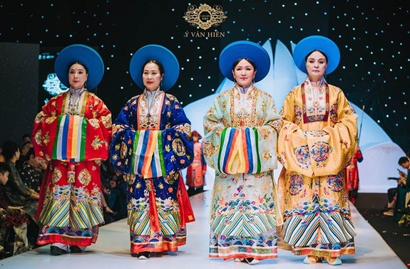 Vietnam’s ancient costumes revitalized 