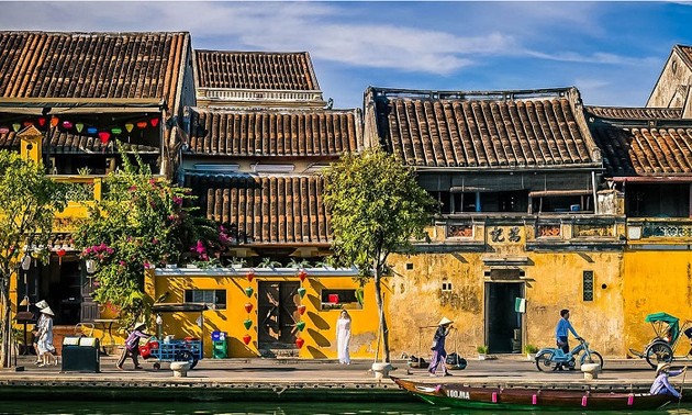 Explore two local travel experiences in Hoi An, HCM City
