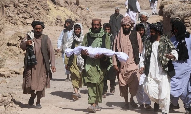 World accelerating aid to Afghanistan after earthquake 